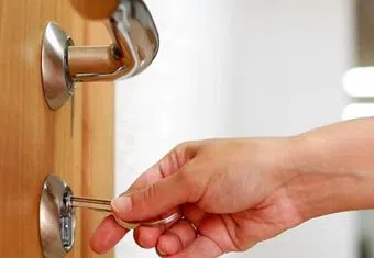 Lock Locksmith Tech Dunedin, FL 727-217-5529 logo-image - 24-hour-emergency-locksmith